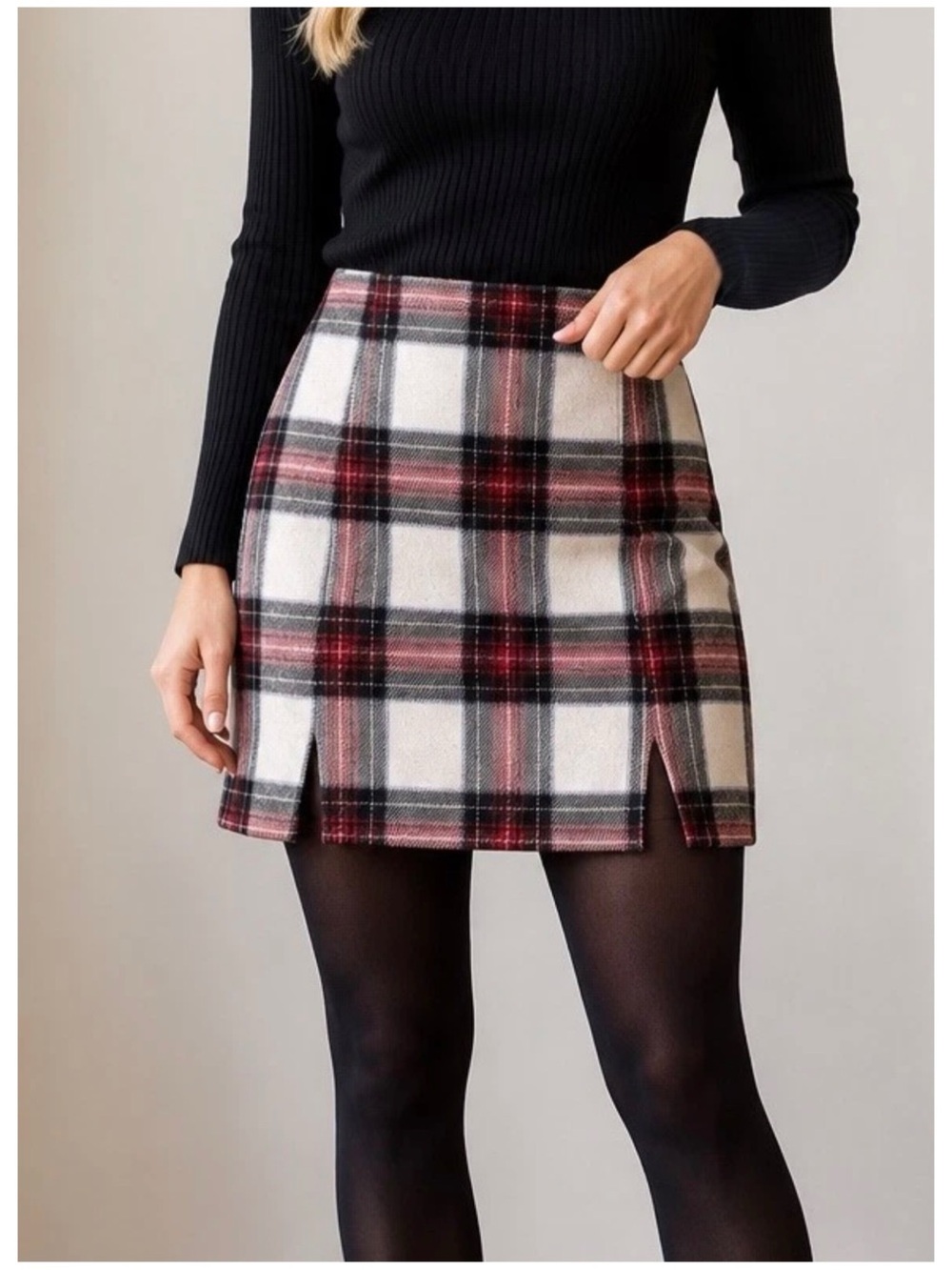 Hollister Women’s Sz L Red Plaid Ultra High Rise Mini Skirt Y2K Tartan Pockets